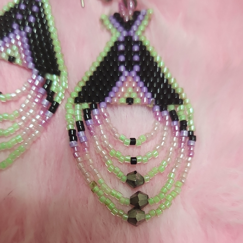Native American Beaded Earrings Black, Green, Purple, Pink - Picture 3 of 10